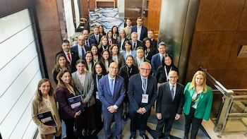Los participantes del primer taller subregional anticorrupción del programa europeo EL PAcCTO 2.0, con representantes de Argentina, Chile, Paraguay y Uruguay. Busia y Tartaglia Polcini (segundo y tercero desde la derecha) lo encabezaron (Gentileza El PAcCTO 2.0 e IILA)