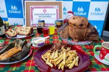 Especialistas recomiendan moderar las porciones,