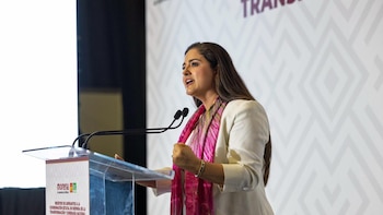 Celida López se registra como aspirante a la Coordinación de la Defensa de la Transformación en Sonora rumbo a 2027