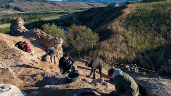 Se buscan voluntarios para excavar un castillo islámico de un pueblo de Guadalajara: ofrecen desayuno y sesiones de dibujo durante una semana