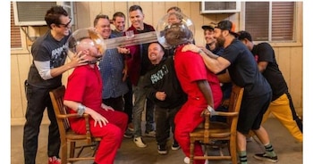 "Jackass Forever" es liderado por