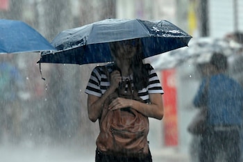 El pronóstico del IMN prevé para el domingo acumulados de 10 a 40 mm en seis horas y máximos de hasta 80 mm en el Pacífico, el Valle Central y las montañas del Caribe. (Imagen de cortesía)