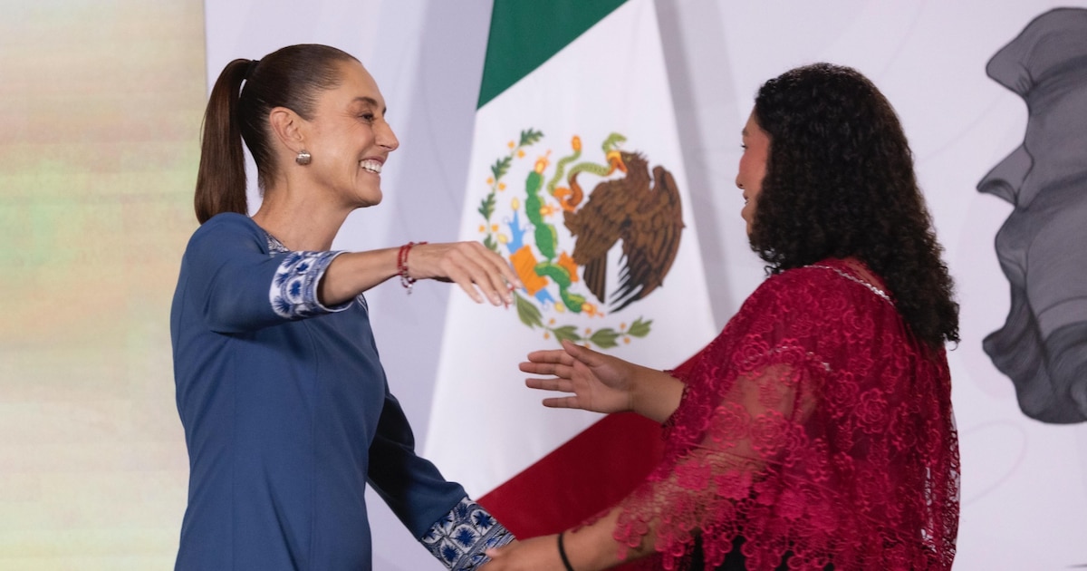 Descalza y con falda: ella es Yolett Cervantes ganadora del boleto 0001 para la inauguración del Mundial 2026