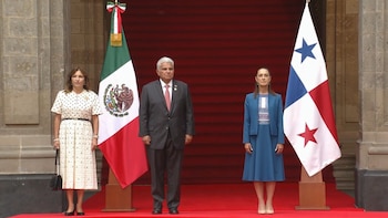 Claudia Sheinbaum recibe a presidente de Panamá en Palacio Nacional para reunión bilateral
