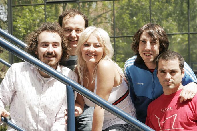 La Oreja de Van Gogh con Amaia Montero. (Europa Press)