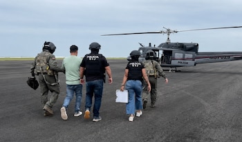 Autoridades costarricenses detuvieron en Puerto Viejo de Limón a Rojas Porras, requerido por Estados Unidos bajo cargos de conspiración para fabricar y distribuir cocaína. Cortesía: OIJ