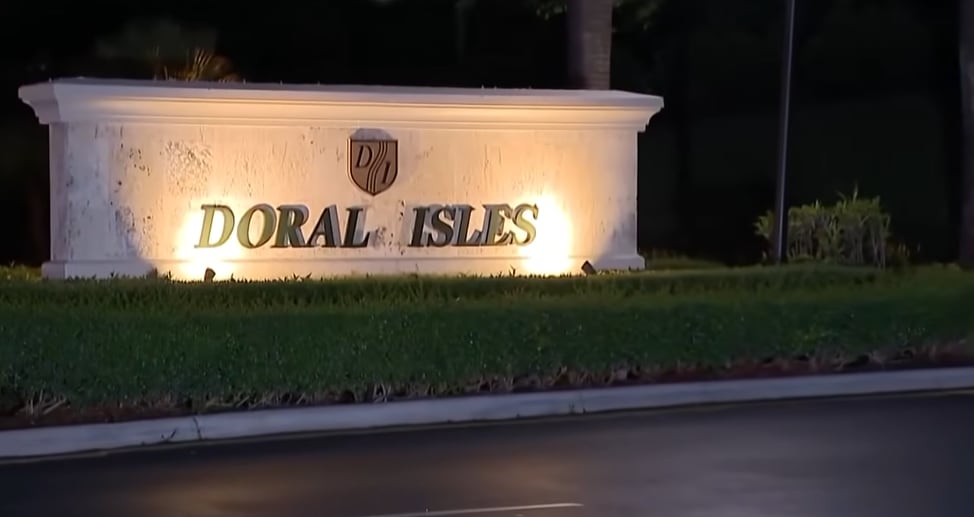 El barrio privado Doral Isles, conocido por su tranquilidad, se vio alterado por una tragedia familiar que sorprendió a los vecinos y generó expresiones de solidaridad y preocupación en toda la zona (NBC News)