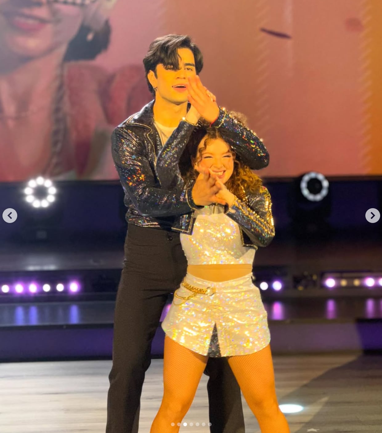 Aarón Mercury y Briggitte Bozo en Las Estrellas Bailan en Hoy.(Programa Hoy)