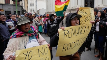 Crisis en Bolivia: el Gobierno acusó a grupos vinculados al narcotráfico de intentar debilitar la democracia