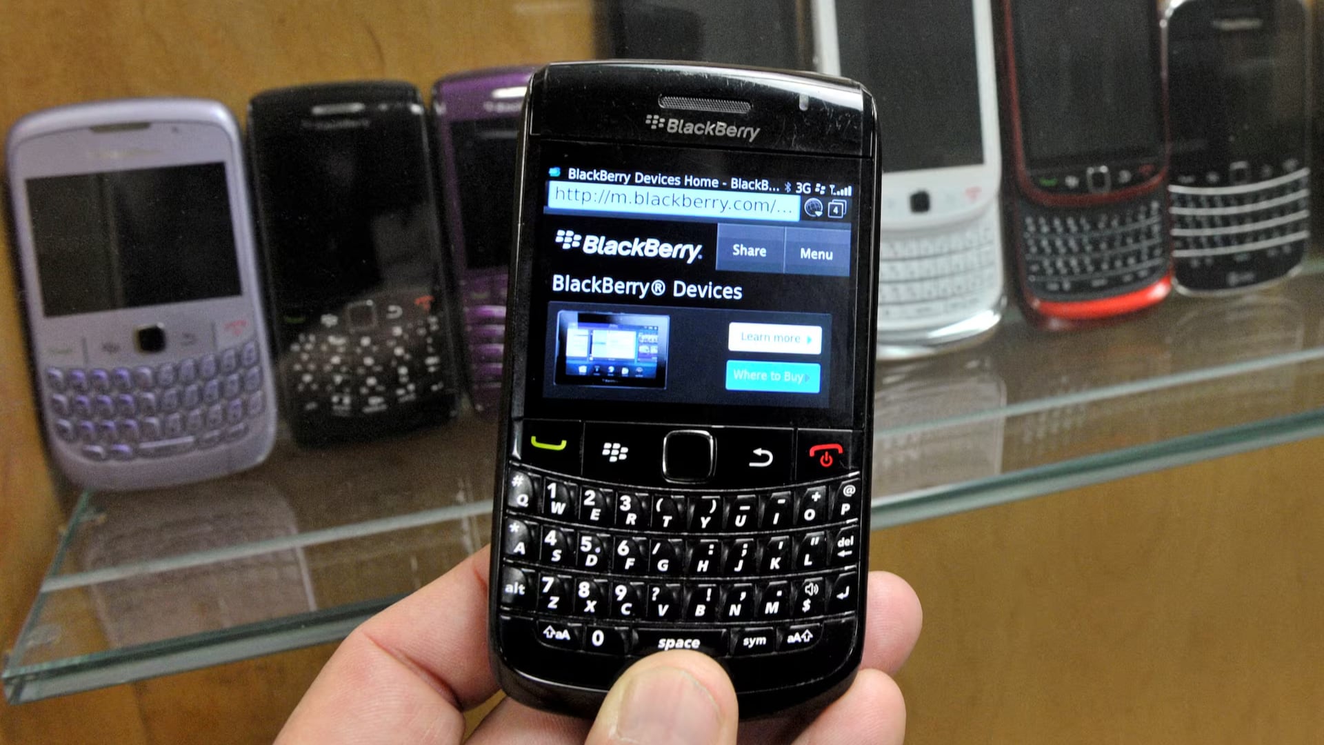 BlackBerry no murió del todo: aún tiene tres usos prácticos que sobreviven al tiempo