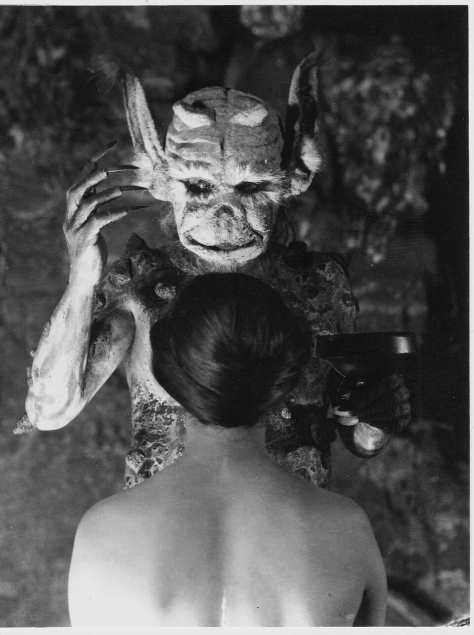 Una escena de “Häxan” (1922), película de Benjamin Christensen que aborda las acusaciones de brujería y los castigos aplicados en las sociedades occidentales de comienzos de la Edad Moderna (Crédito: Wikipedia)