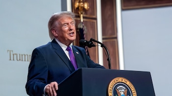 Donald Trump canceló su viaje para ir a la boda de su hijo en medio de la incertidumbre por la guerra en Medio Oriente