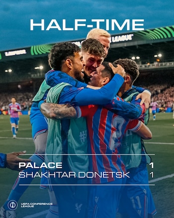 Crystal Palacew empata a un gol con Shaktar Doneskt en la Conference League - crédito @CPFC/X