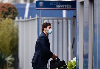 Pochettino llegó al centro deportivo