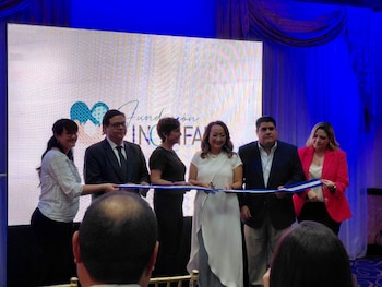 La Fundación INQUIFAR canaliza donaciones y sistematiza la entrega eficiente de medicamentos a quienes más lo necesitan. (Foto Infobae / A. Parada)