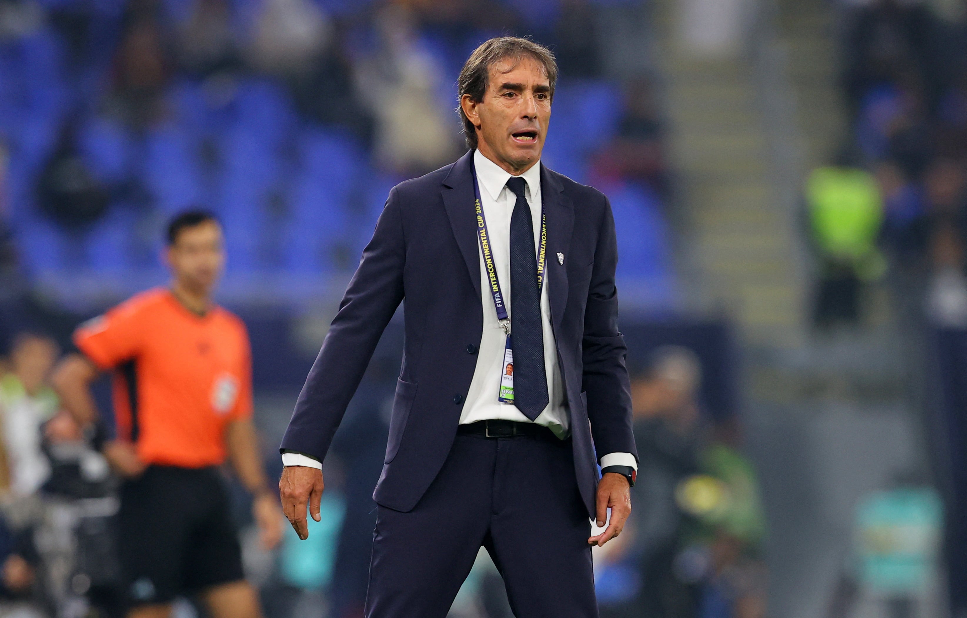 En el sistema de Guillermo Almada, Carlos deberá adaptarse al futbol mexicano con presión alta y trabajo sin balón. REUTERS/Ibraheem Al Omari