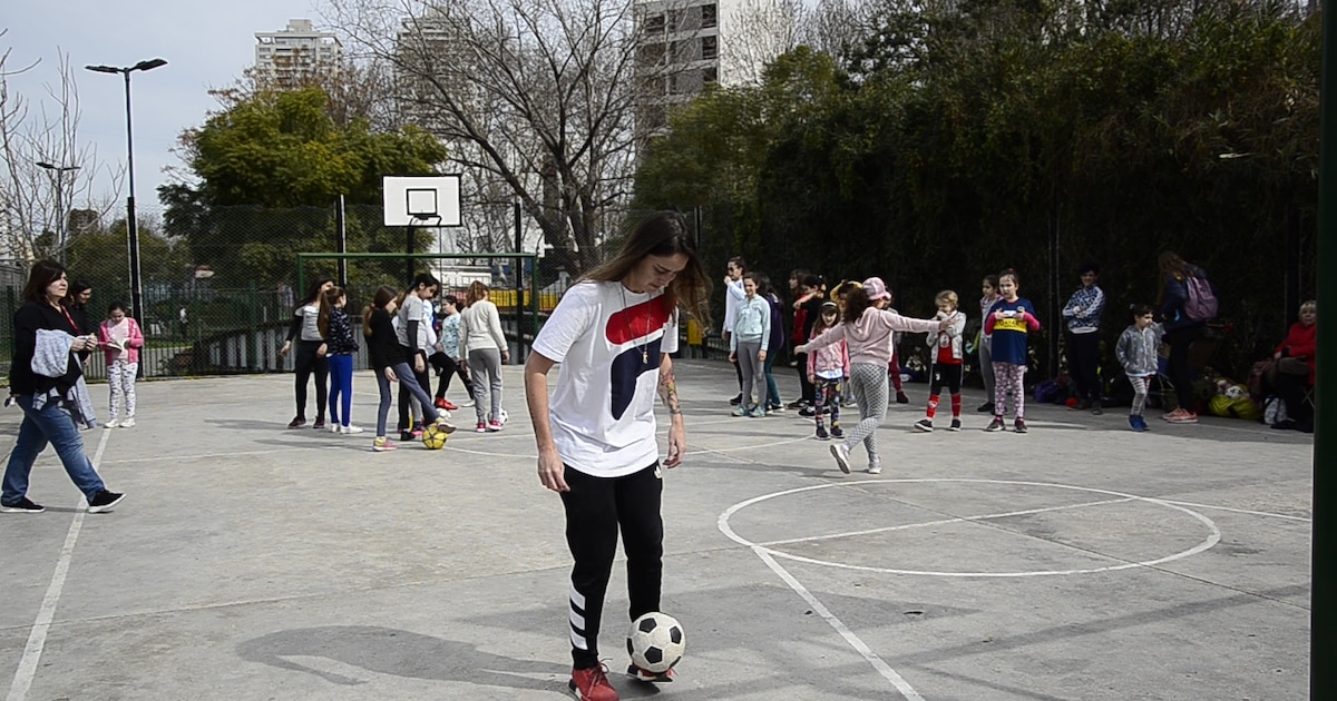 Universidades, Clubes e Paróquias: Uma Aliança pela Educação Universidades, Clubes e Paróquias: Uma Aliança pela Educação