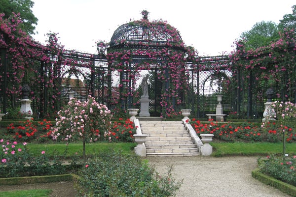 El espacio está catalogado como Jardín Notable y reconocido como conservatorio de colecciones especializadas (I, Capodel - Wikipedia)