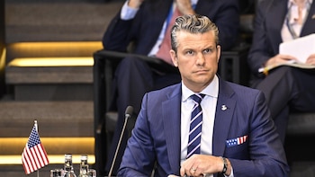 Trump propone aumentar el gasto