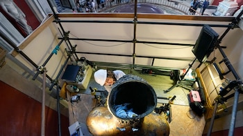 El descubrimiento del bronce dorado