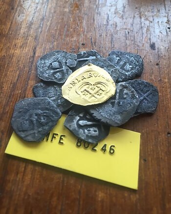 Casi una década después, salieron