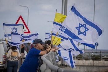 Imagen TNXQBHFPCNBZBHX3D4IONR24LI