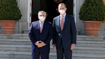 Alberto Fernández y Felipe VI