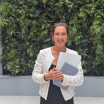 La eurodiputada del PNV, Ohiane Agirregoitia.
La eurodiputada del PNV, Ohiane Agirregoitia, ha asegurado que el próximo presupuesto europeo es "mejorable" y, tras reclamar "nuevos ingresos", ha exigido que las regiones no se queden "al final de la cadena". Además, ha asegurado que hay que "aprovechar el nuevo presupuesto" para dar al TAV "el empujón definitivo que necesita".
POLITICA ESPAÑA EUROPA PAÍS VASCO
PNV