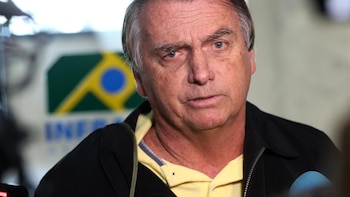 Bolsonaro recibe el alta hospitalaria tras su operación de hombro