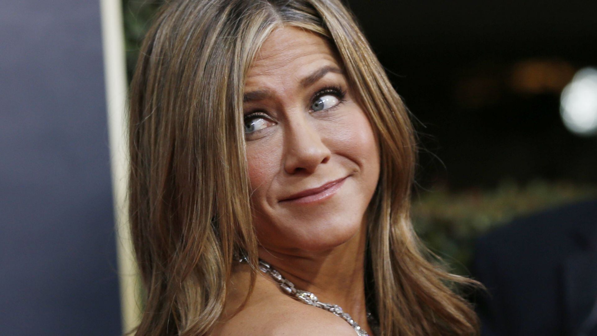 Jennifer Aniston demuestra que la disciplina y la regularidad son claves para mantener una figura fuerte, combinando entrenamiento funcional y ejercicios adaptados a su ritmo de vida (REUTERS/Mario Anzuoni)