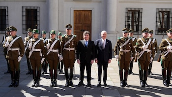 Milei mantuvo una corta bilateral con Kast en Chile: la mención por el Estrecho de Magallanes a horas de la cadena nacional por Malvinas