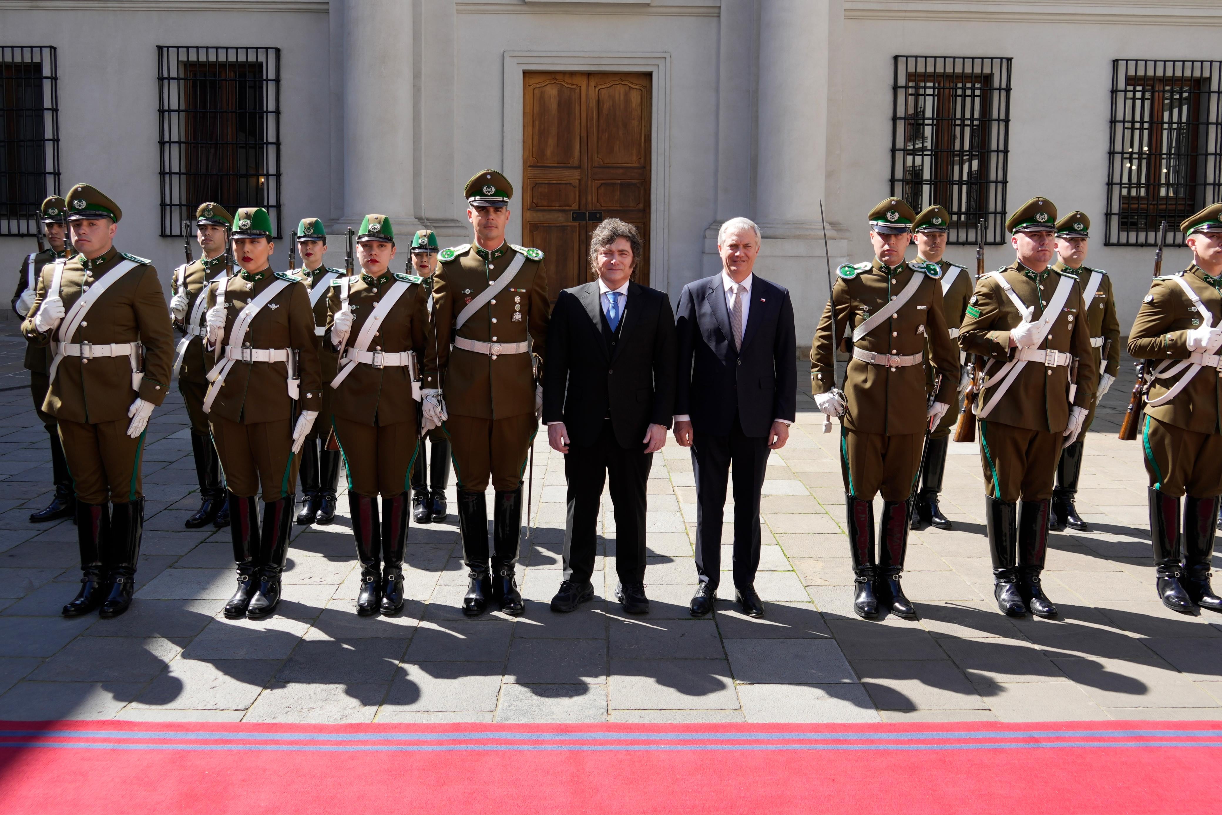 El presidente Javier Milei se reunió con su par de Chile en el Palacio de la Moneda