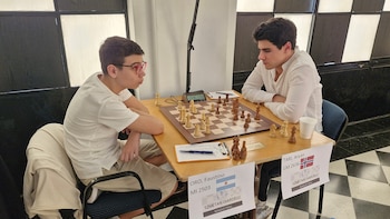 Faustino Oro da pelea en