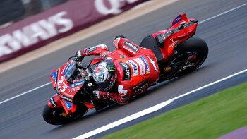 Bastianini vence, Bagnaia y Márquez