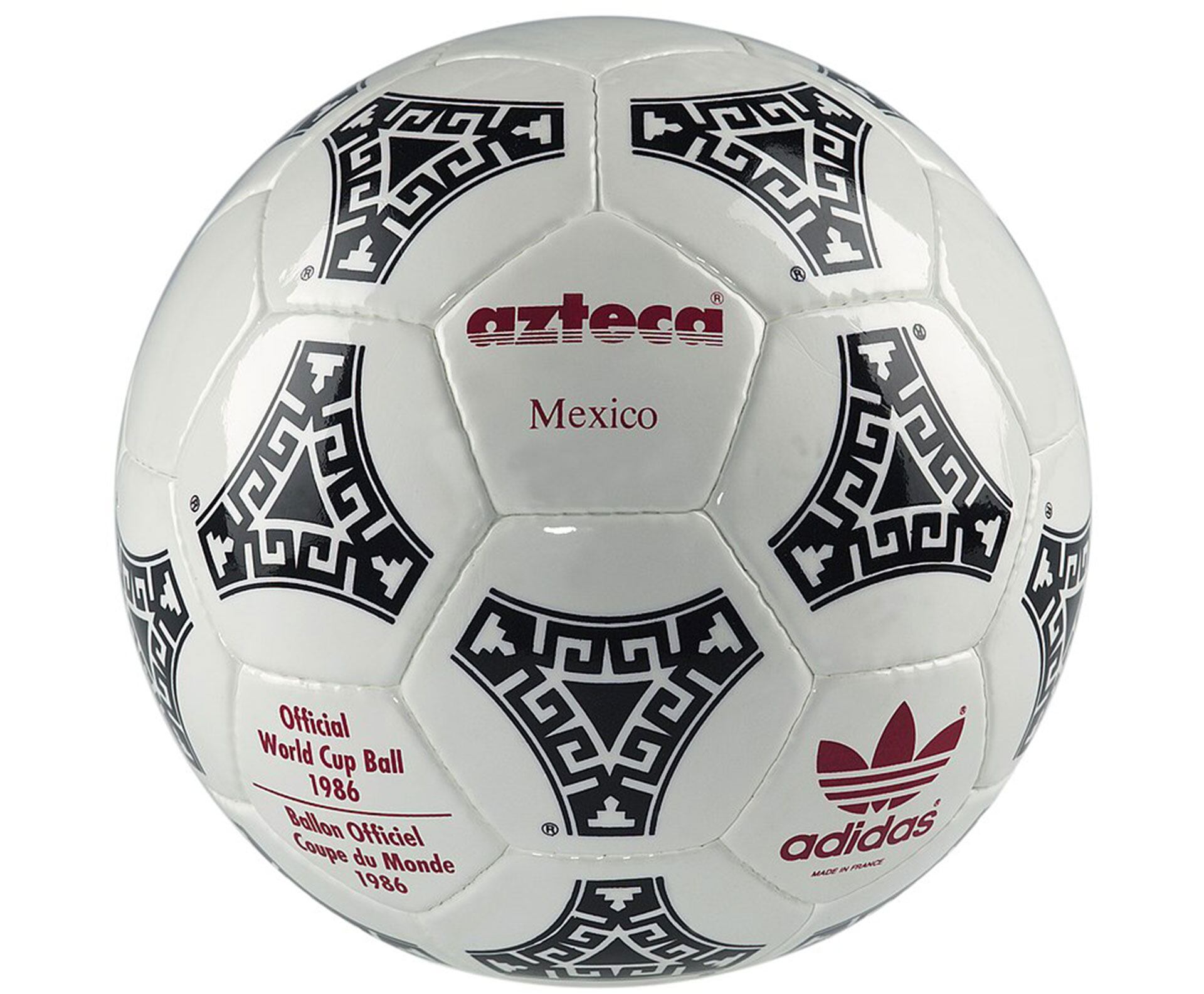 Azteca, en México 86. Primer balón oficial totalmente sintético. Redujo aún más la absorción de agua