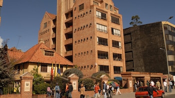 Universidad Sergio Arboleda canceló todas sus clases para este martes tras muerte de estudiante en su campus: “Declara luto en su comunidad”