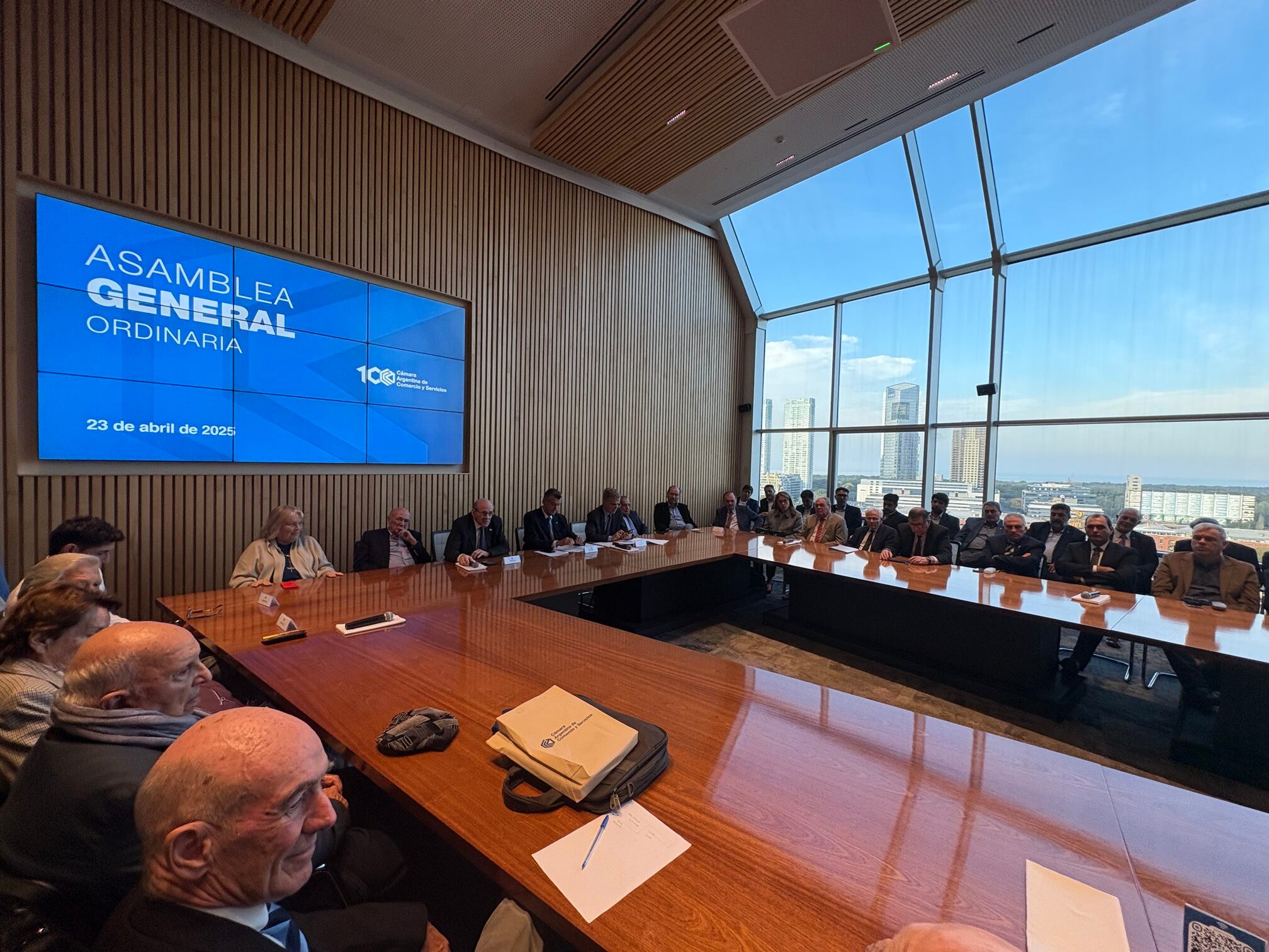 La asamblea de la Cámara Argentina de Comercio y Servicios