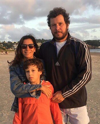 Facundo junto a su mamá,