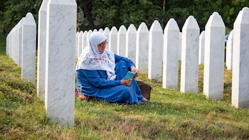 La comunidad bosniaca conmemora el 31º aniversario de la matanza de Srbrenica como un aviso al mundo entero