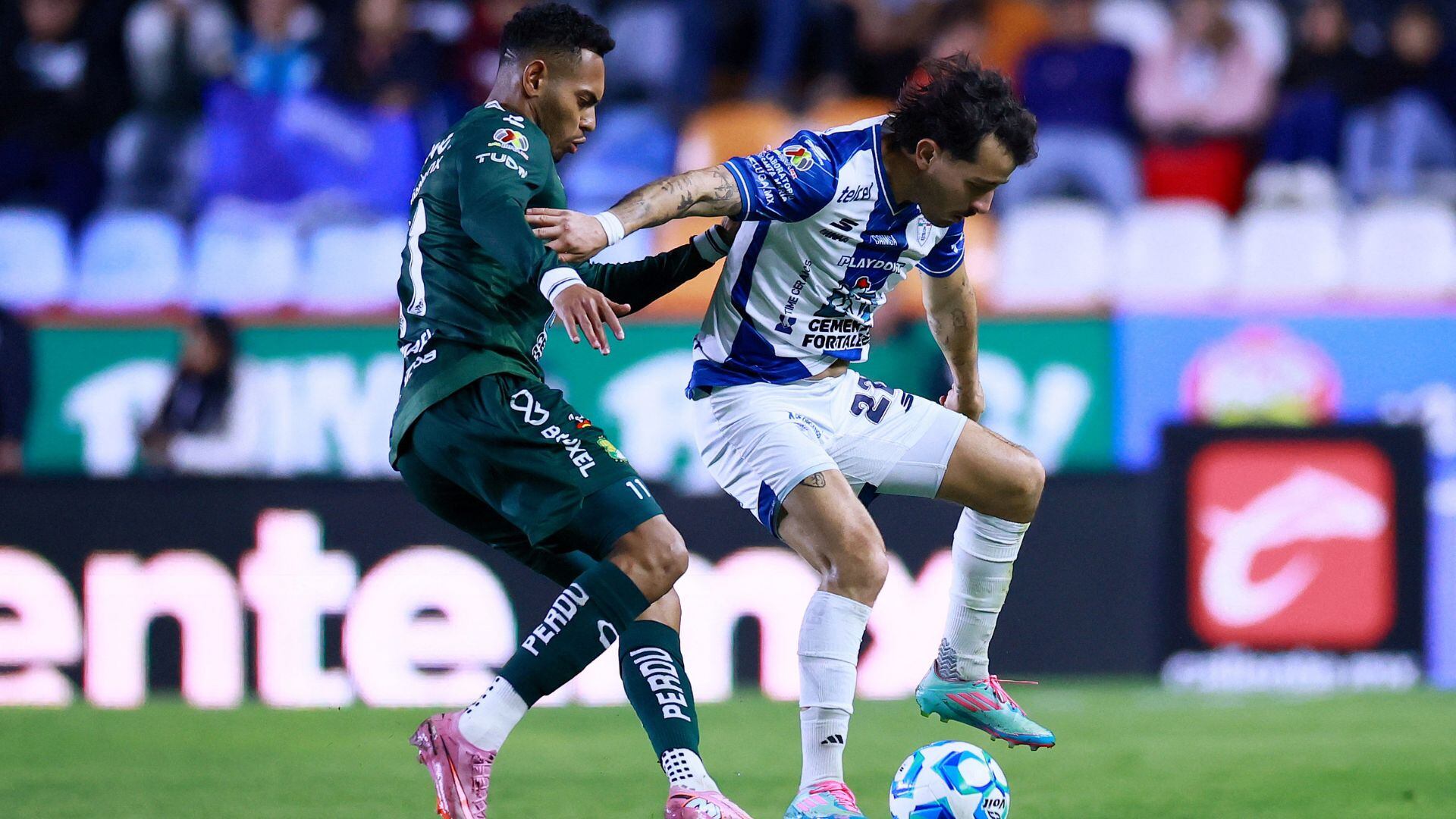 Alan Mozo sufrió fractura y será baja de Pachuca lo que resta del Clausura 2026 (REUTERS/Eloisa Sanchez)