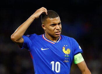 Kylian Mbappé, afuera de la