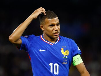 Kylian Mbappé, afuera de la lista de Francia: ¿qué pasó? (REUTERS/Christian Hartmann)