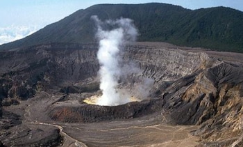 El Ovsicori mantiene un monitoreo permanente del Rincón de la Vieja ante la posibilidad de nuevas erupciones de considerable energía. Crédito: OVSICORI