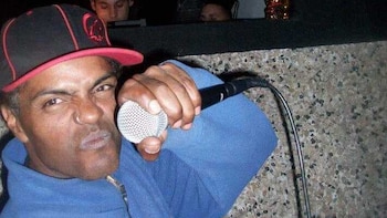 Qué reveló la autopsia del rapero Mike Dee a quien encontraron muerto en un pozo ciego en Morón