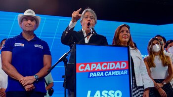 La derrota del correísmo derrumbó