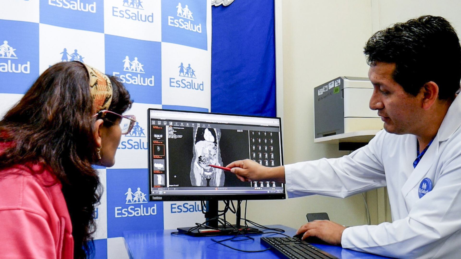 Luisa Mariela Yataco Felipa superó por segunda vez el cáncer a los 56 años, luego de enfrentar la pérdida de dos hermanas por esta enfermedad - Créditos: Essalud.