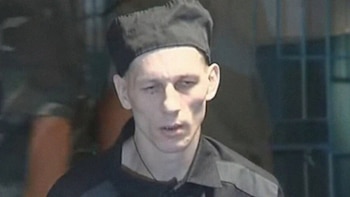 La historia del asesino serial que mataba pedófilos y se convirtió en caníbal para salvarse de la pena de muerte