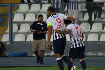 Hernán Barcos buscó a Cristian