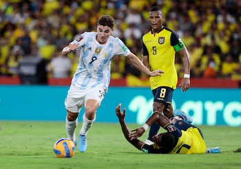 Julián Álvarez fue titular ante