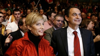 El apoyo fundamental de Zapatero, su mujer Sonsoles Espinosa: una primera dama de lo más discreta que trabajó como soprano en el coro de RTVE